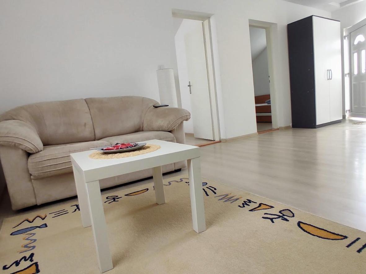 A1 - Airport Belgrade Apartment エクステリア 写真